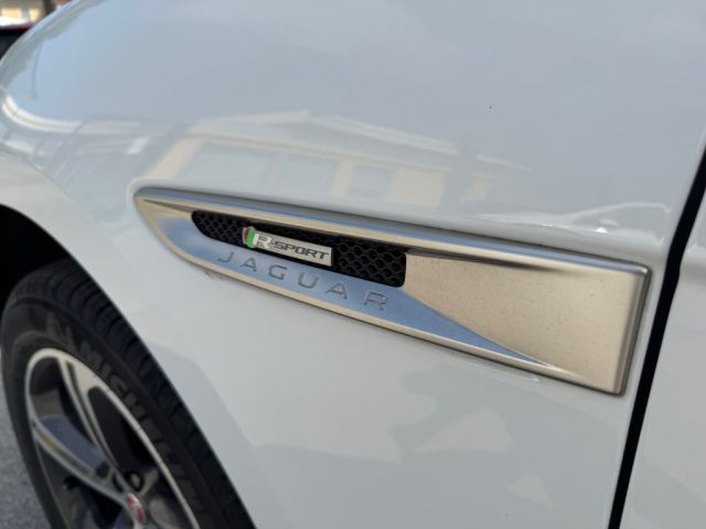 JAGUAR F-Pace usata, con Climatizzatore