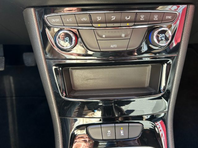 OPEL Astra usata, con Cruise Control