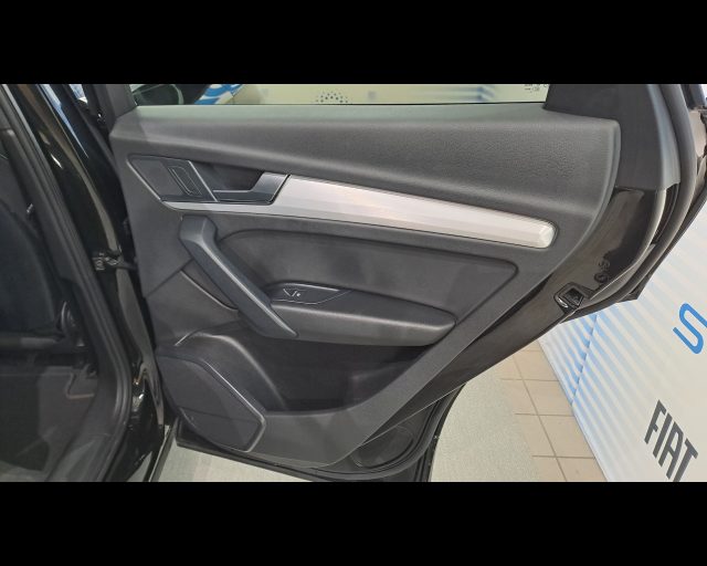 AUDI Q5 usata, con Climatizzatore automatico, 3 zone