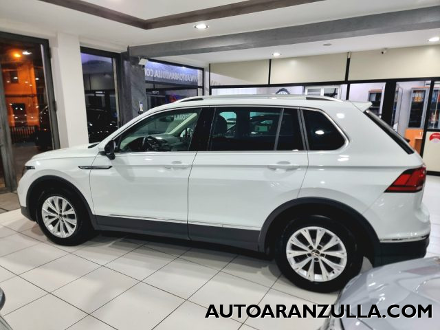VOLKSWAGEN Tiguan usata, con Boardcomputer