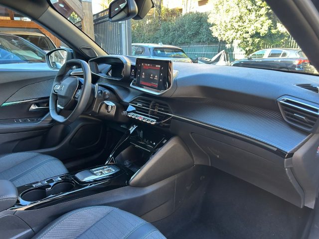 PEUGEOT 2008 usata, con Cerchi in lega