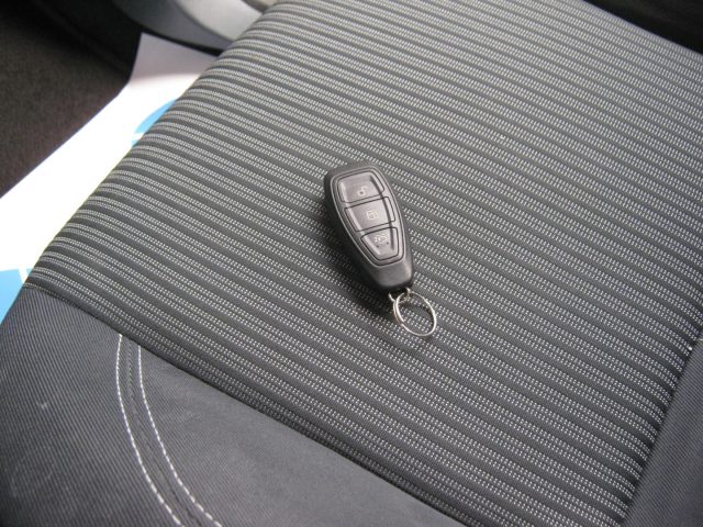 FORD C-Max usata, con Lettore CD