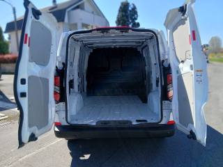 FORD Transit Custom usata, con Autoradio digitale