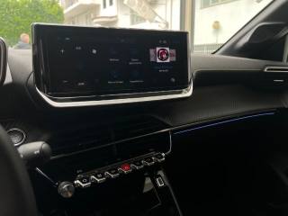 PEUGEOT 208 usata, con Sensore di pioggia