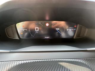 PEUGEOT 2008 usata, con Controllo automatico clima