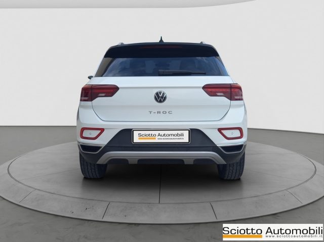 VOLKSWAGEN T-Roc usata, con Autoradio