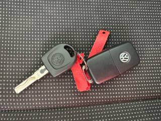 VOLKSWAGEN up! usata, con Luci diurne