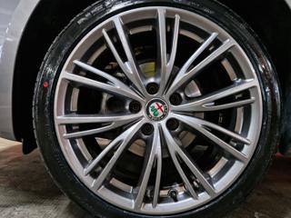 ALFA ROMEO Giulietta usata, con Autoradio