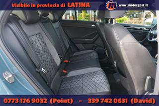 VOLKSWAGEN T-Roc usata, con USB