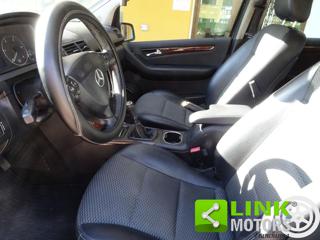 MERCEDES-BENZ A 180 usata, con Chiusura centralizzata