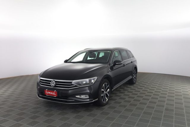 VOLKSWAGEN Passat usata 0