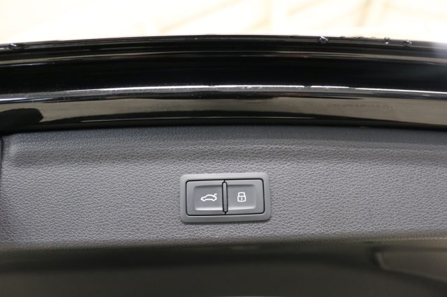 AUDI Q3 usata, con Autoradio digitale