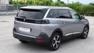 PEUGEOT 5008 usata, con Cerchi in lega