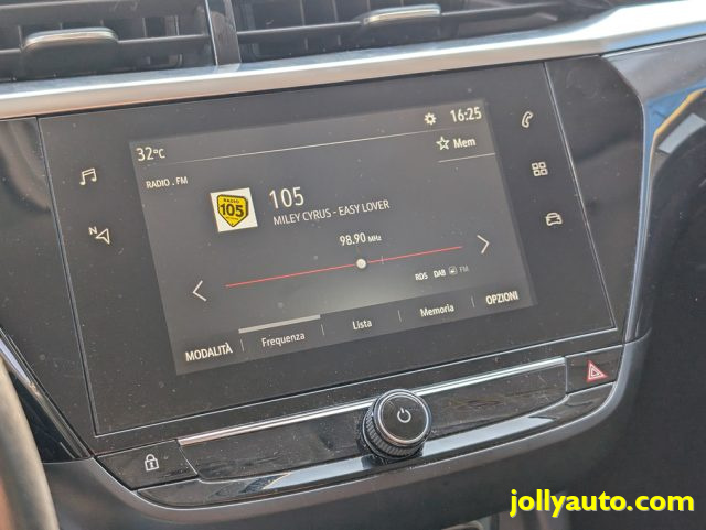 OPEL Corsa usata, con USB