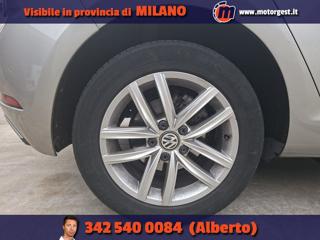 VOLKSWAGEN Golf usata, con Touch screen