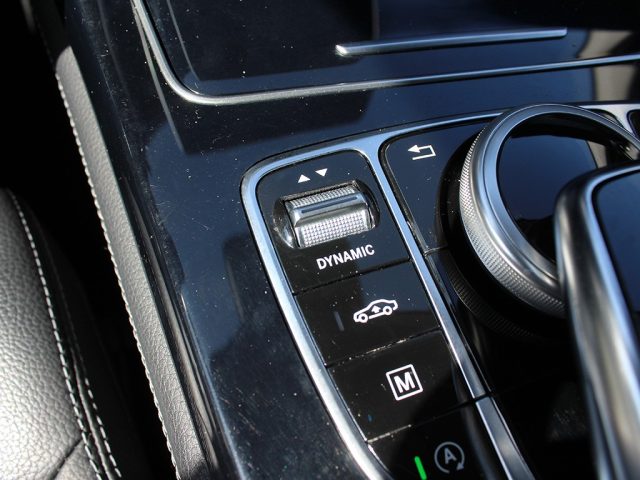 MERCEDES-BENZ GLC 250 usata, con Sensori di parcheggio posteriori