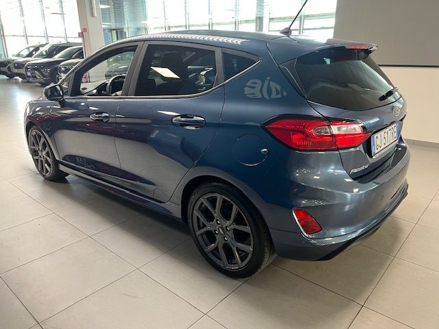 FORD Fiesta usata, con Autoradio