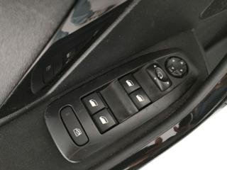 PEUGEOT 208 usata, con Sistema di navigazione