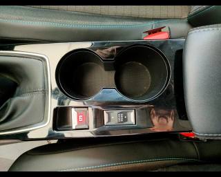 PEUGEOT 208 usata, con USB