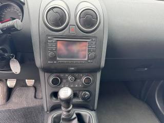 NISSAN Qashqai usata, con Fari Xenon