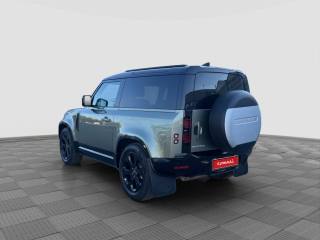 LAND ROVER Defender usata 2