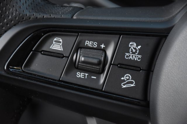 ALFA ROMEO Stelvio usata, con Controllo vocale