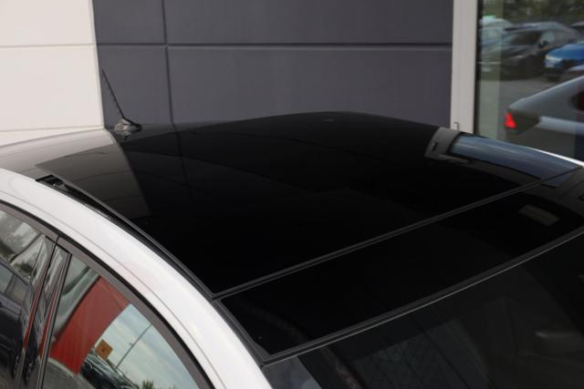 VOLKSWAGEN Taigo usata, con Bracciolo