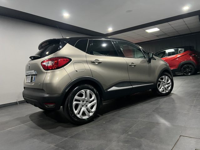 RENAULT Captur usata, con Autoradio