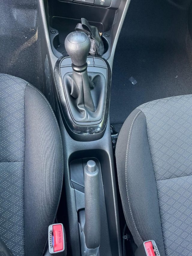 KIA Picanto usata, con Autoradio digitale