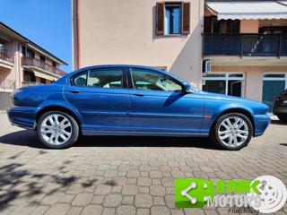 JAGUAR X-Type usata, con Servosterzo