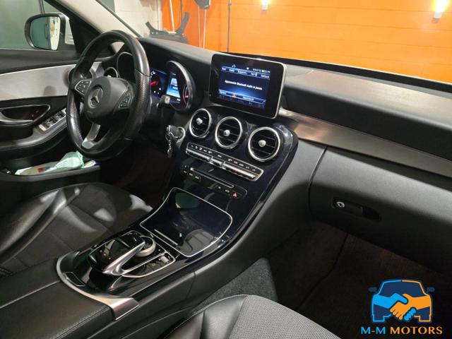 MERCEDES-BENZ C 200 usata, con Interni in pelle