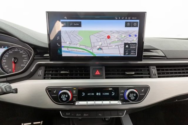 AUDI A4 usata, con Chiusura centralizzata