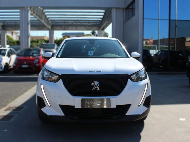 PEUGEOT 2008 usata, con Airbag