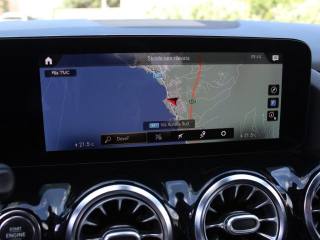 MERCEDES-BENZ GLA 200 usata, con Autoradio digitale