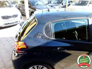 PEUGEOT 208 usata, con Climatizzatore automatico, 2 zone