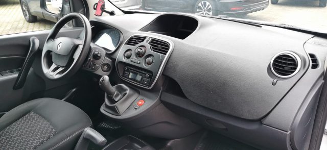 RENAULT Kangoo usata 23