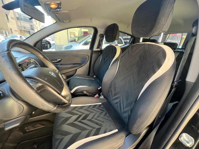 LANCIA Ypsilon usata, con ESP