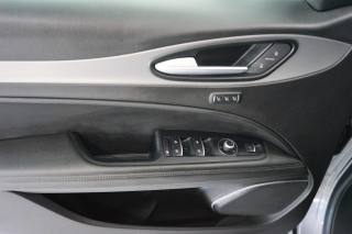 ALFA ROMEO Stelvio usata, con Autoradio digitale