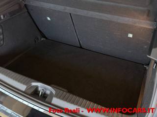 MITSUBISHI Colt usata, con Autoradio digitale