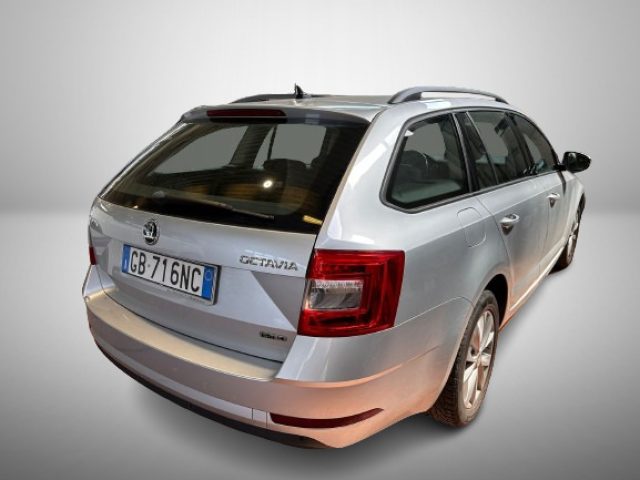 SKODA Octavia usata, con Airbag