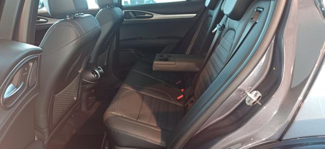 ALFA ROMEO Stelvio usata, con Park Distance Control