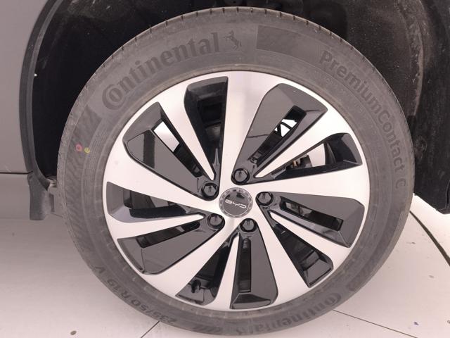 BYD Seal U usata, con Portellone posteriore elettrico