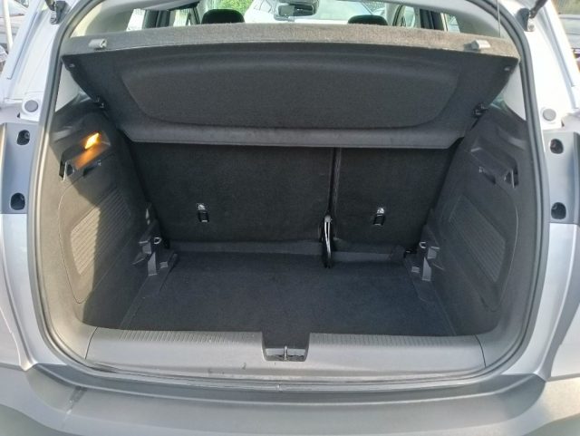 OPEL Crossland usata, con USB