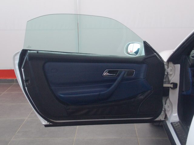 MERCEDES-BENZ SLK 200 usata 26