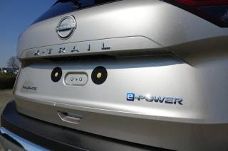 NISSAN X-Trail usata, con Sensori di parcheggio anteriori