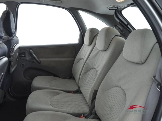 CITROEN Xsara Picasso usata 9
