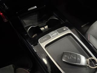 MERCEDES-BENZ CLA 200 usata, con Controllo automatico clima