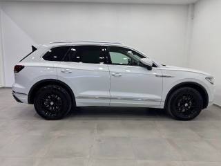 VOLKSWAGEN Touareg usata, con Antifurto