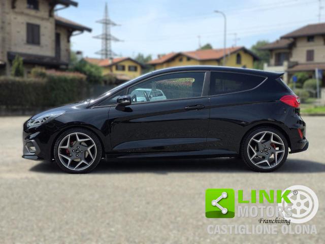 FORD Fiesta usata, con Autoradio