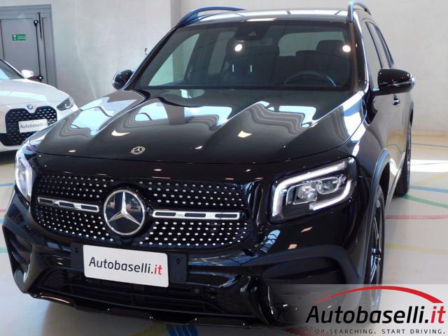 MERCEDES-BENZ GLB 200 usata, con Park Distance Control